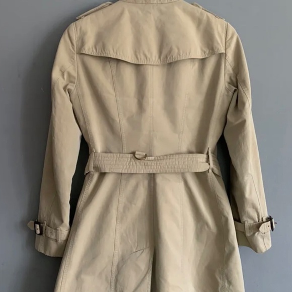 Authentic Burberry trench coat the Sandringham US 8 - Picture 2 of 12